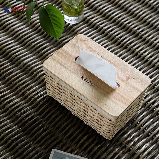 Wooden chips tissue box (2697)